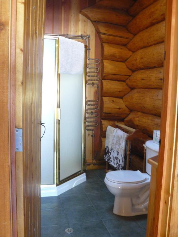 Hitching Post Resort Kelowna Chambre photo