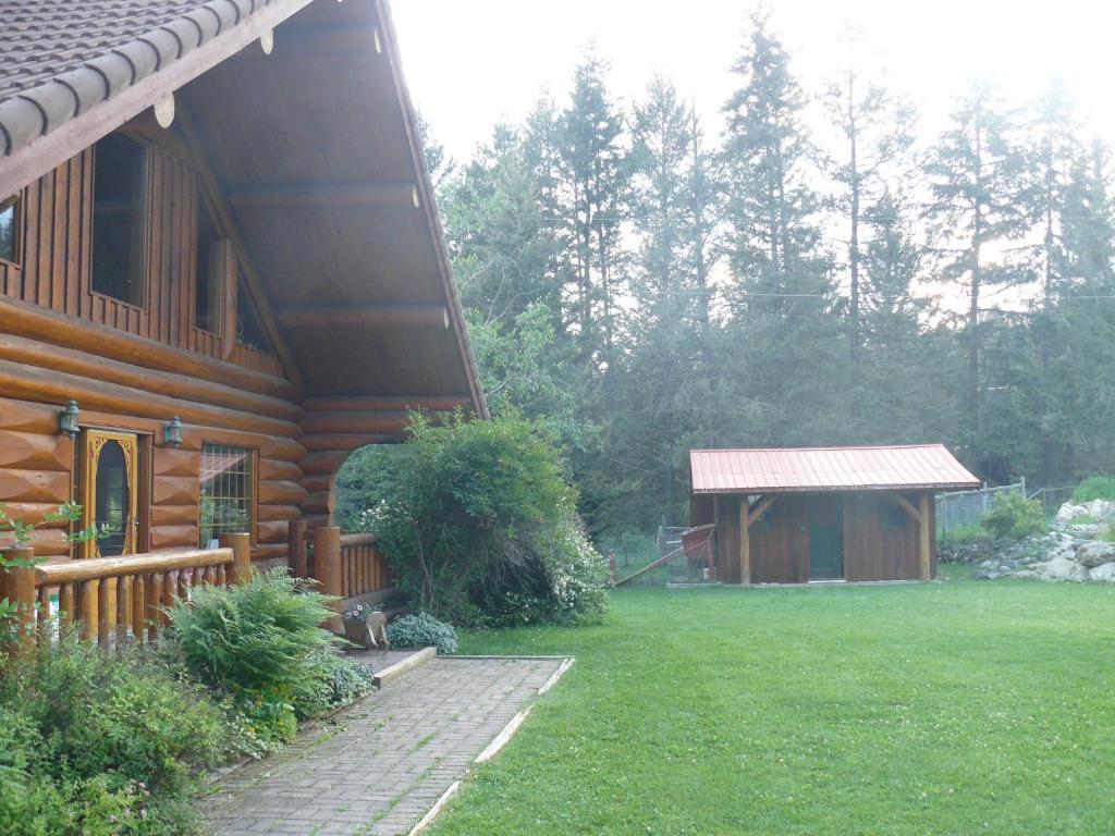 Hitching Post Resort Kelowna Chambre photo