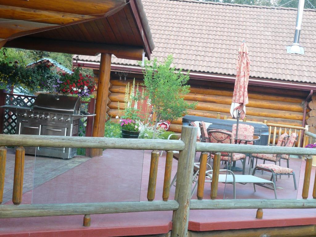 Hitching Post Resort Kelowna Chambre photo
