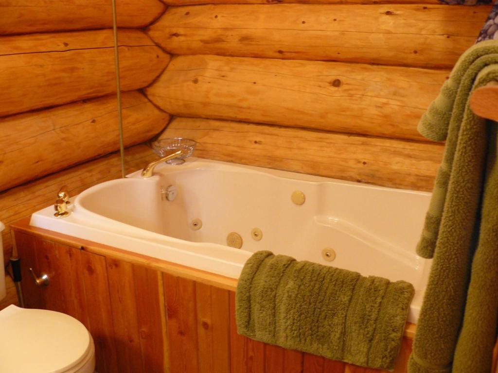 Hitching Post Resort Kelowna Chambre photo